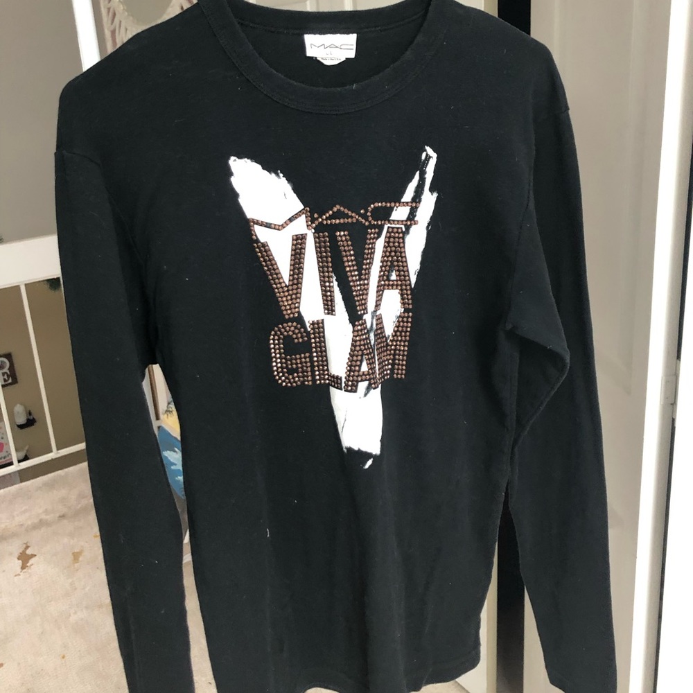 MAC viva glam long sleeved top